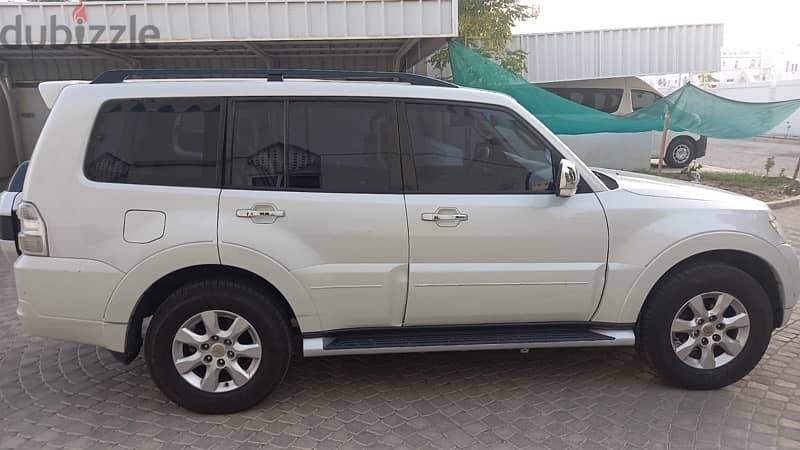 Mitsubishi Pajero 2015 8