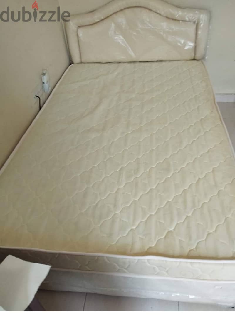 New bed I use only 8 month emergency cell 0