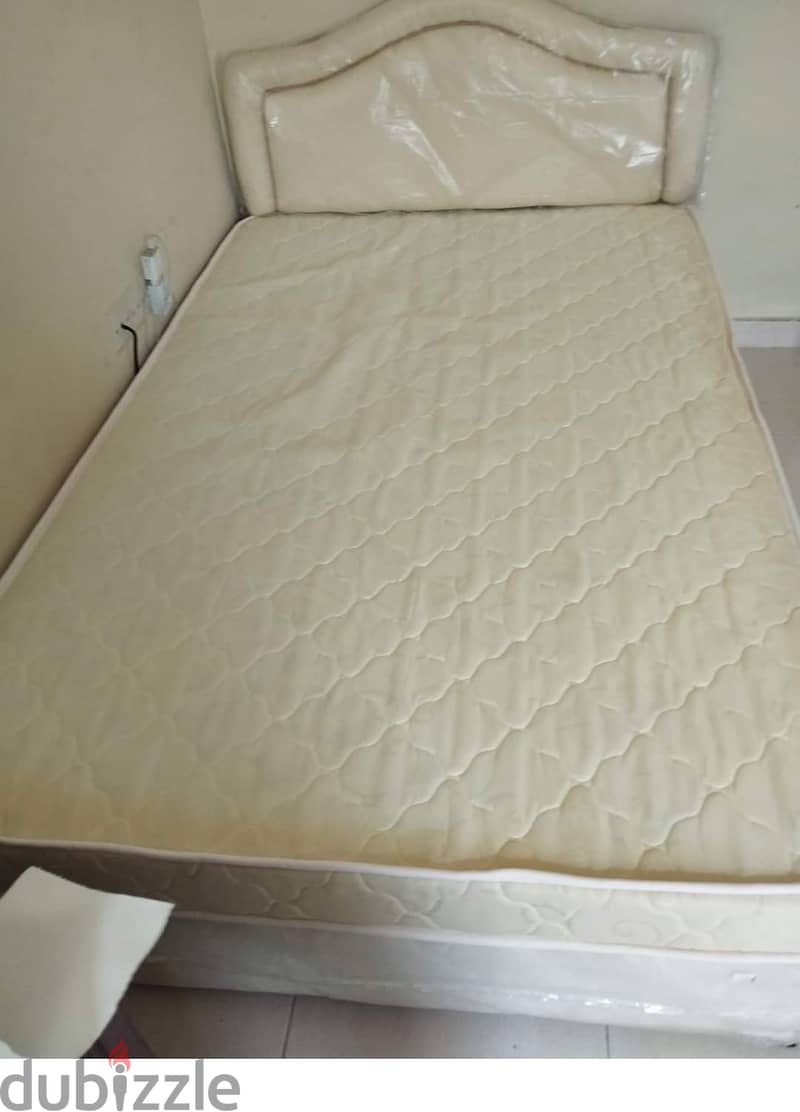 New bed I use only 8 month emergency cell 1