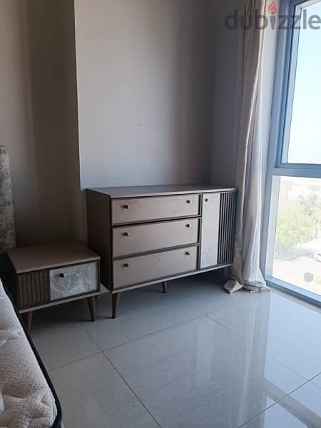 bedroom set غرفة نوم 2