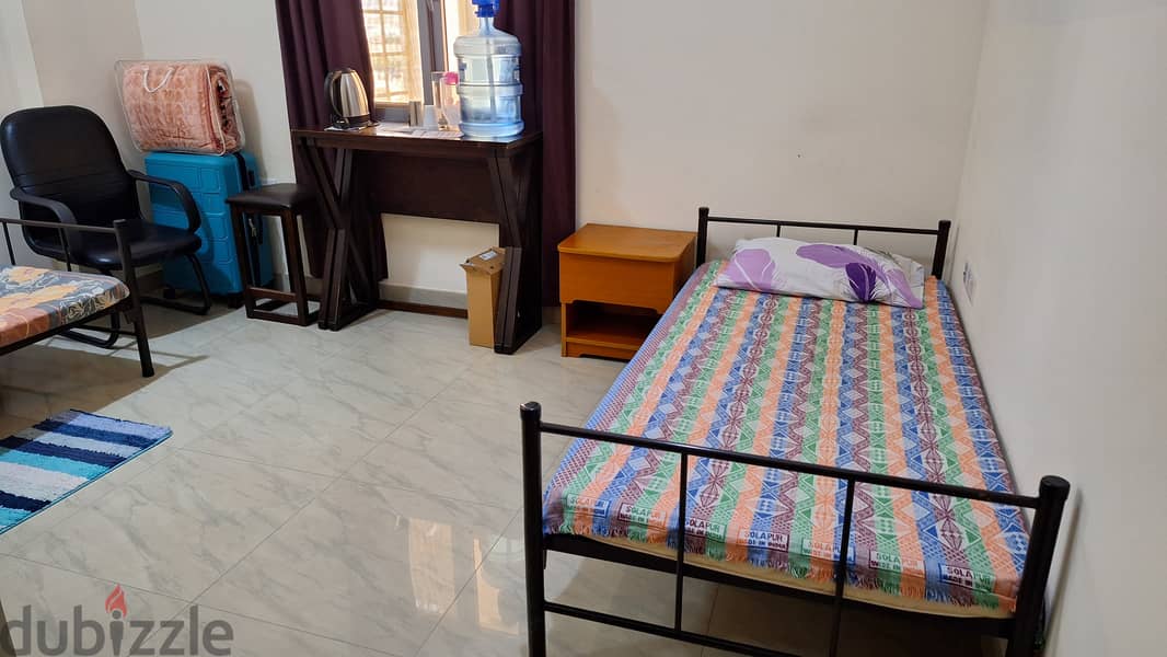 Bed Space Available for an Indian in a Fully Furnished Room in Ghala 0