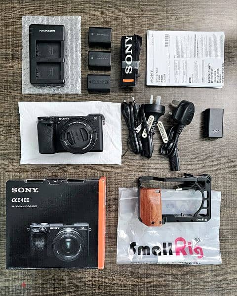 Sony Alpha A6400 4K Mirrorless Creator Kit 1