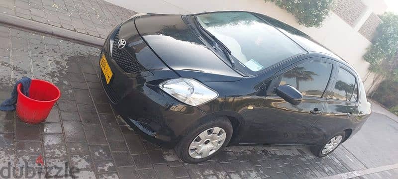 Toyota Yaris 2009 1