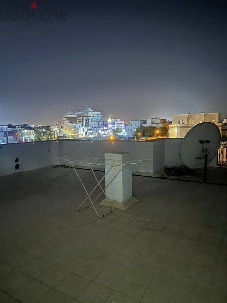 furnished studio Rooftop Aziba ستوديو مفروش فرش جديد بالعذيبة شامل 7