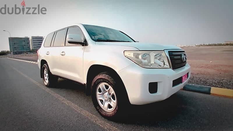 Toyota Land Cruiser 2013 1