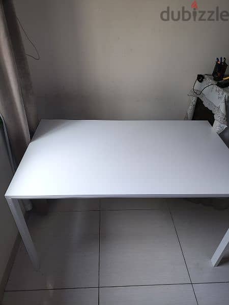 super white table 1