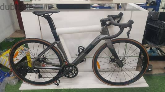 Full Carbon with 11 speed