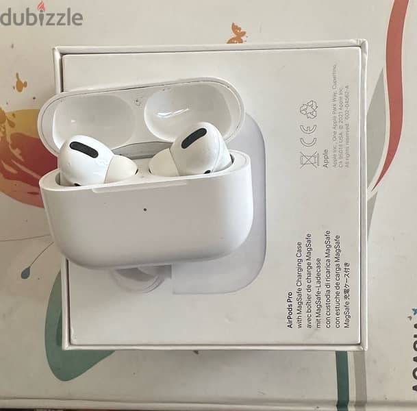 Original Apple AirPods Pro 0