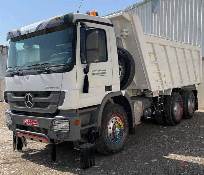 tipper model 2014 very good condition good working 1