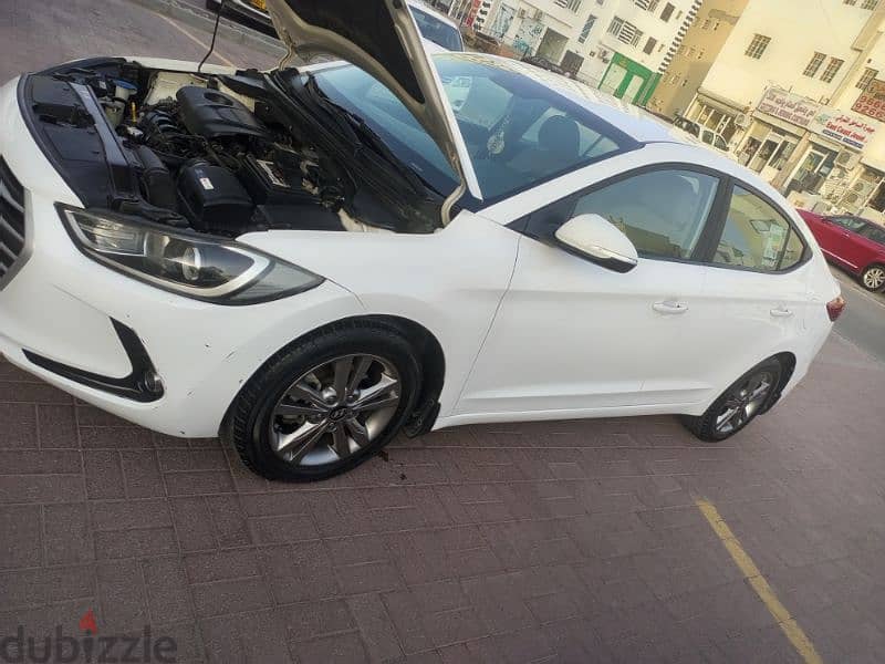 Hyundai Elantra 2018 13