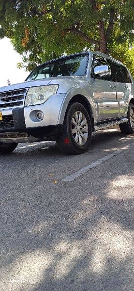 Mitsubishi Pajero 2009 2