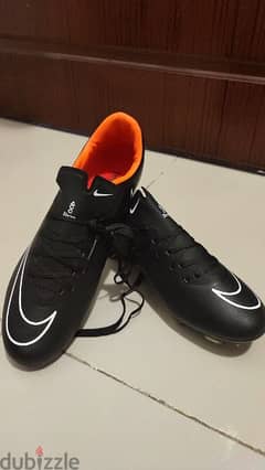 Football shoes