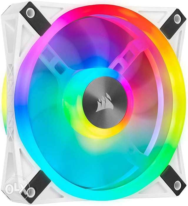 CORSAIR QL Series, iCUE QL120 RGB, 120mm RGB PWM White Fans 1