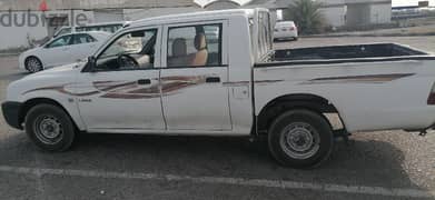 Mitsubishi Pickup 2004