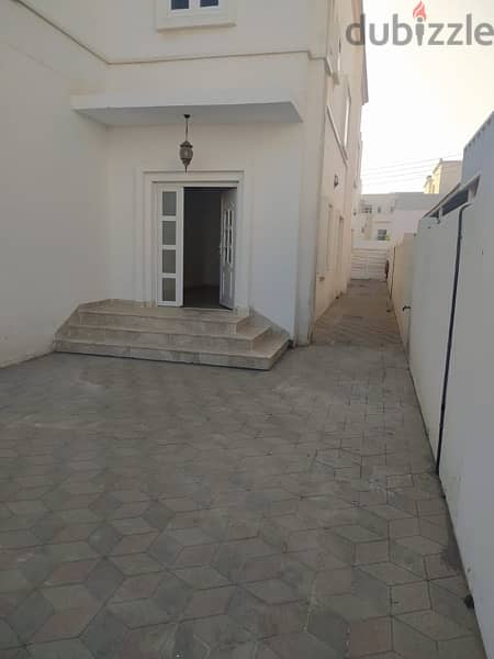 ADV504**4bedrooms +Maid  villa for rent in Azaiba 1