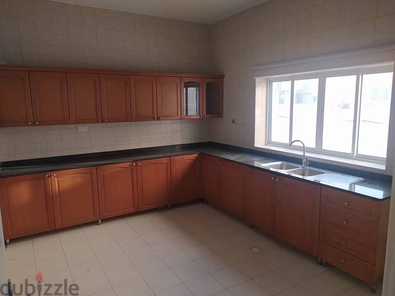 ADV504**4bedrooms +Maid  villa for rent in Azaiba 5