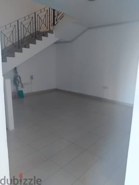 ADV504**4bedrooms +Maid  villa for rent in Azaiba 6