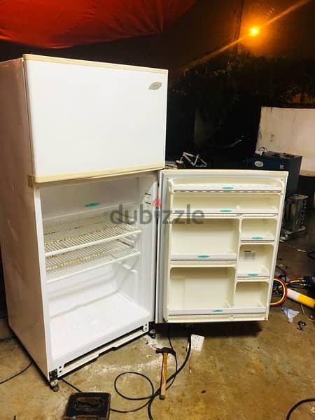 refrigerator Toshiba big size 1