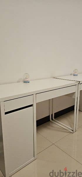 ikea desk good condition 0