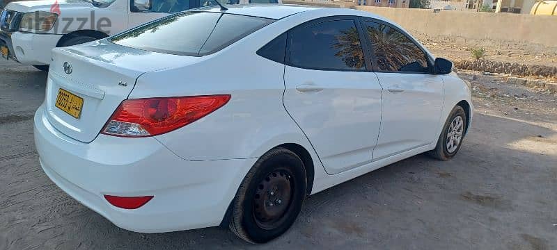 Hyundai Accent 2014 4