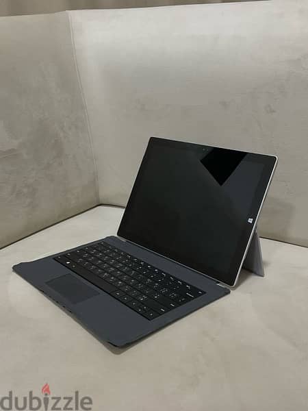 Microsoft Surface laptop and tablet // للبيع بشكل عاجل و قابل للتفاوض 1