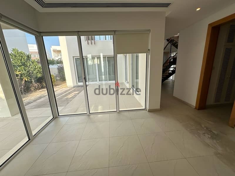 3+1 BD I private pool | move in 2