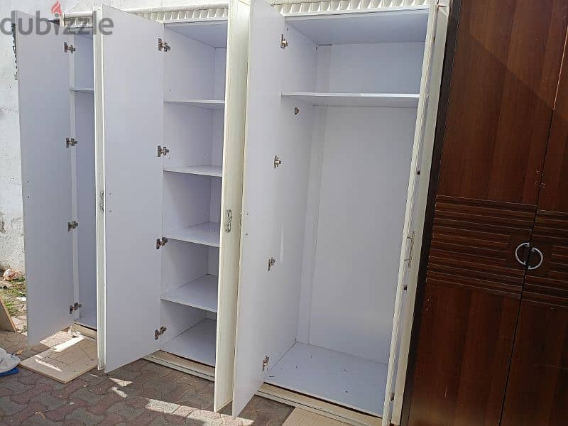 6 doors cupboard for sale 2