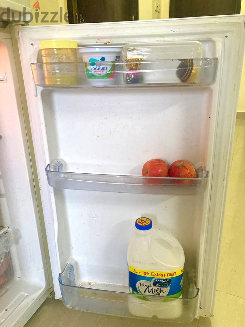 Super General fridge 1 year used clean 1