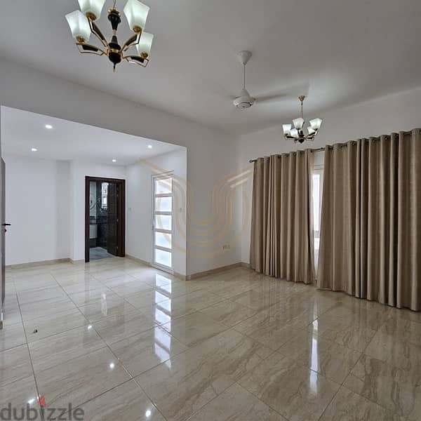 Luxury villa in Madinat al illam, price 650 OMR 2