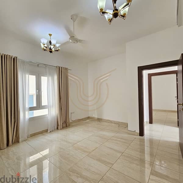 Luxury villa in Madinat al illam, price 650 OMR 4