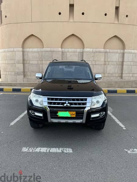 Mitsubishi Pajero 2015 0