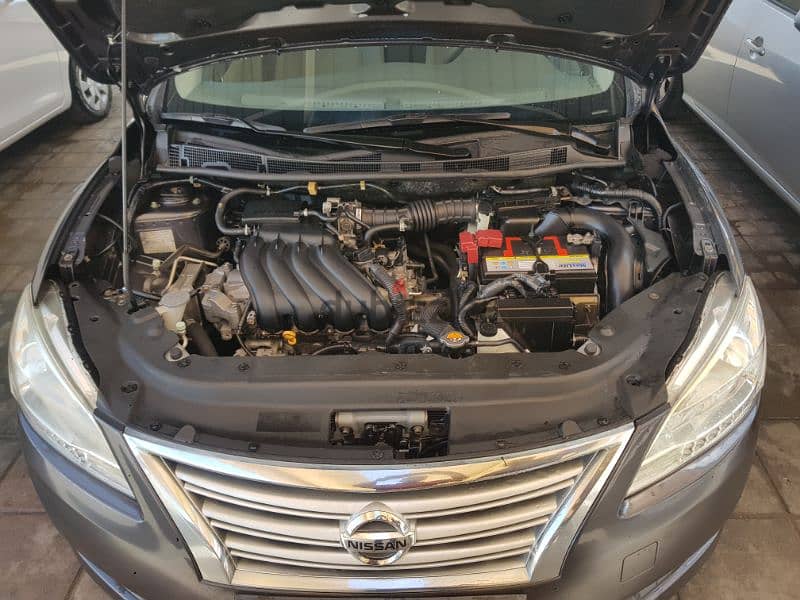 Nissan Sentra 2018 13