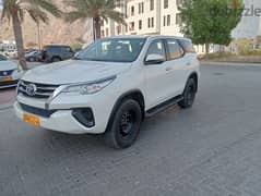 Toyota Fortuner 2019 gcc oman V4 agency service till today