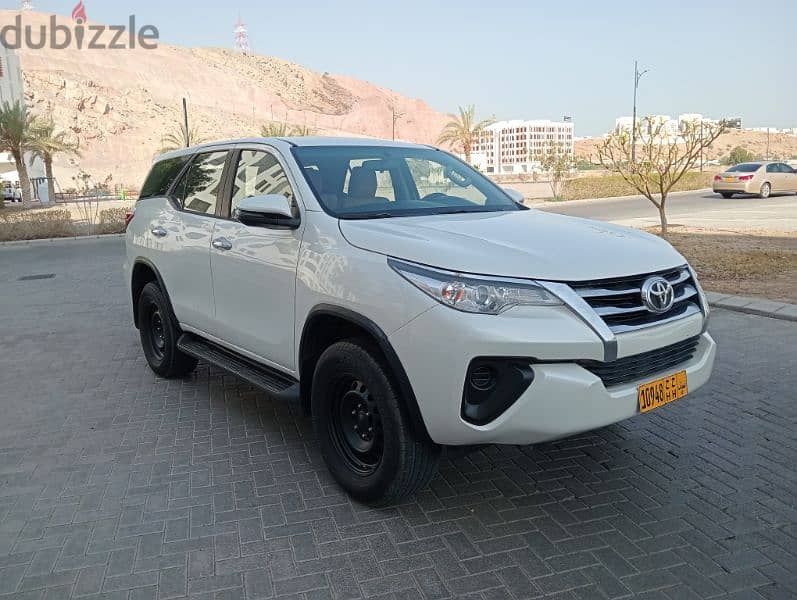 Toyota Fortuner 2019 gcc oman V4 agency service till today 1