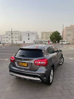 Mercedes-Benz GLA 250 2016