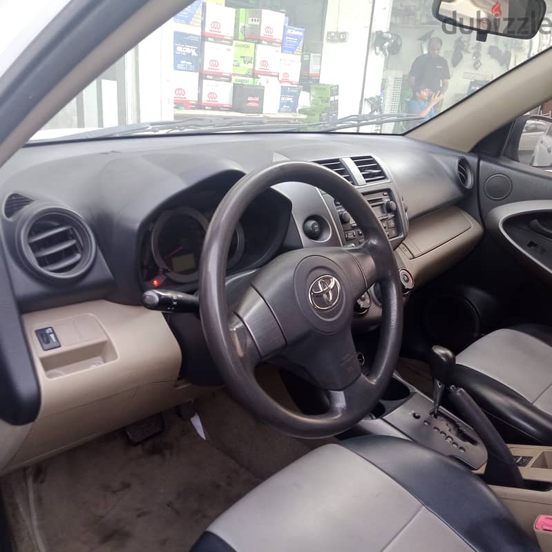 Toyota Rav 4 2012  Basic 1