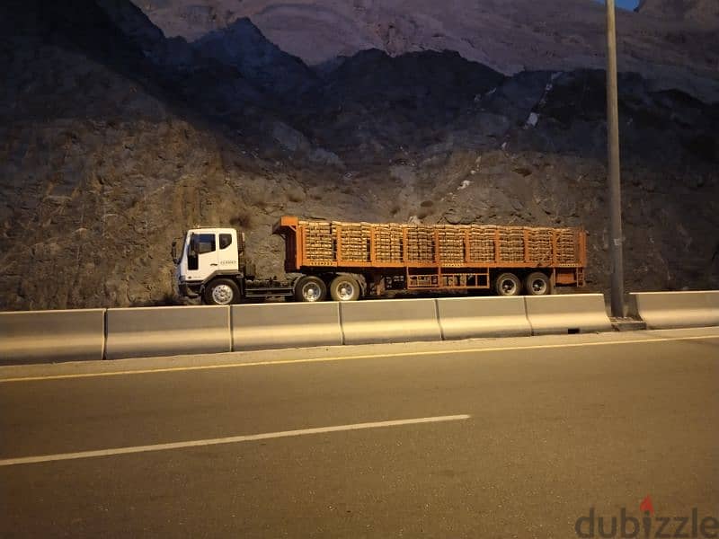 UAE to oman   trailer for logistics trips 1