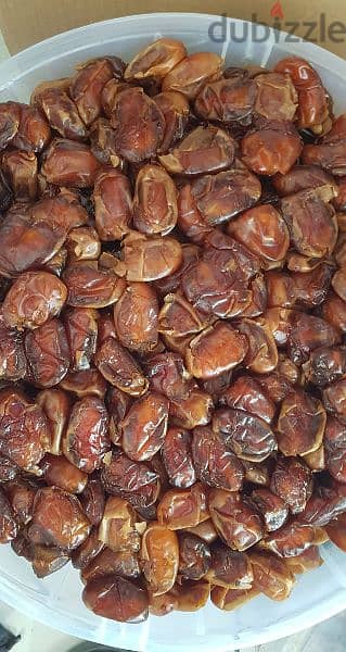 يتوفر تمور خلاص وفرض dates is available 5