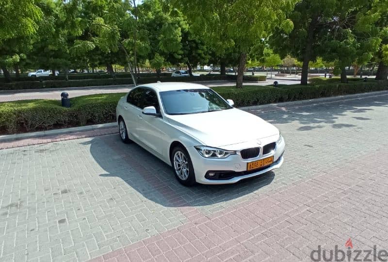 BMW 318i - 2018 1