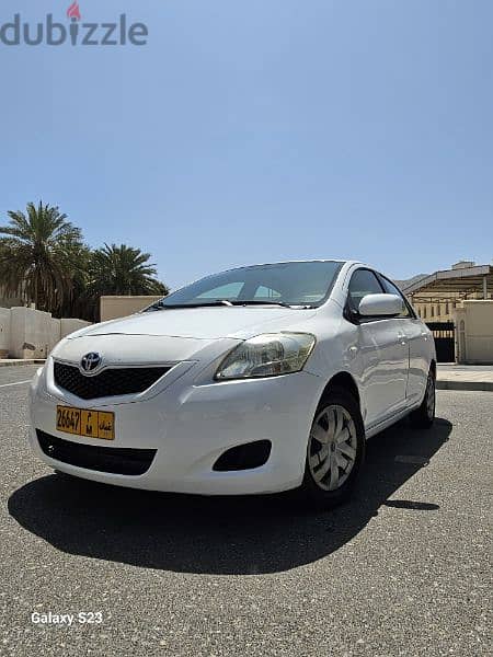 Toyota Yaris 2012 3