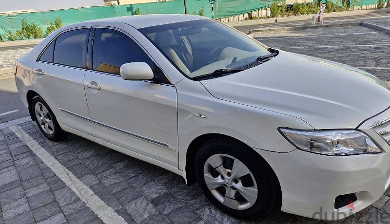 Toyota Camry 2010 4