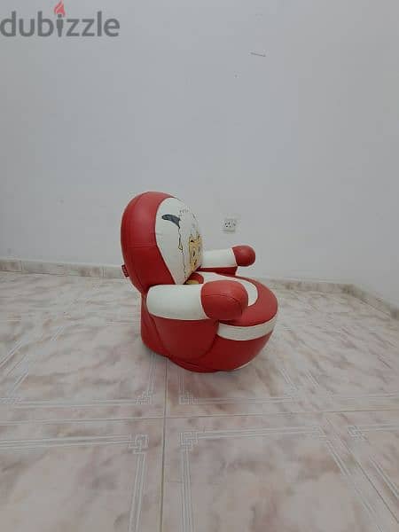 Heavy rolling chair for children 2