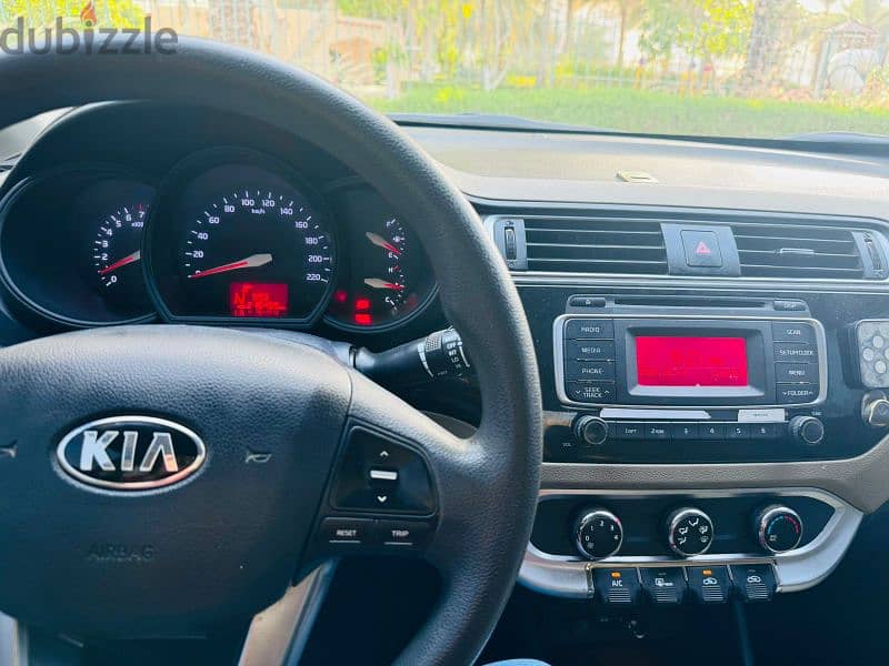 Kia Rio 2015 8