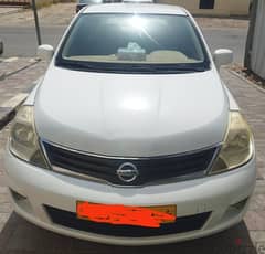 Nissan Tiida 2012 0