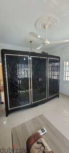 Cabinet 6door