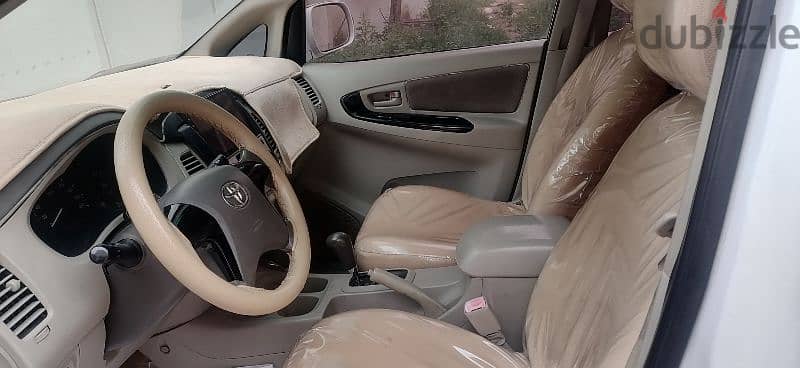 Toyota Innova 2012 4