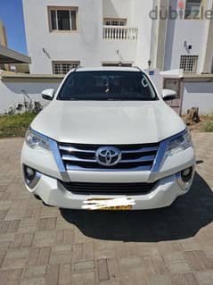 Toyota Fortuner 2019 V4 2.7cc Fully serviced- Saud Bahwan Lady Driven