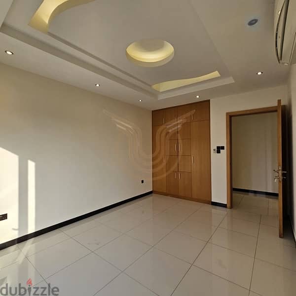 Elegant apartment for rent in Al Qurm, price 425 OMR 4