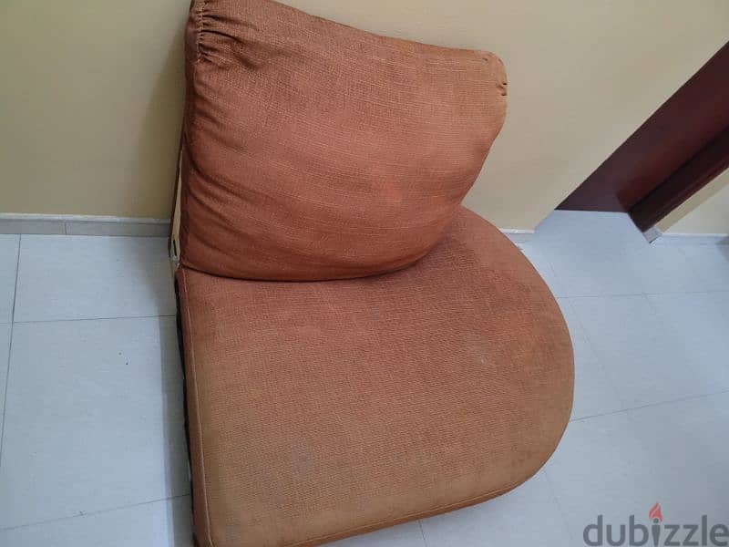 very good sofa urgent sale 2