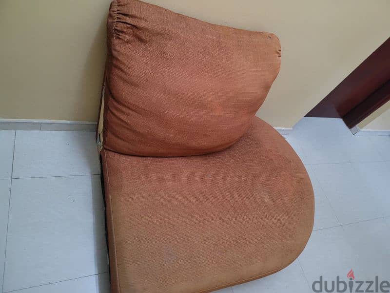 very good sofa urgent sale 3